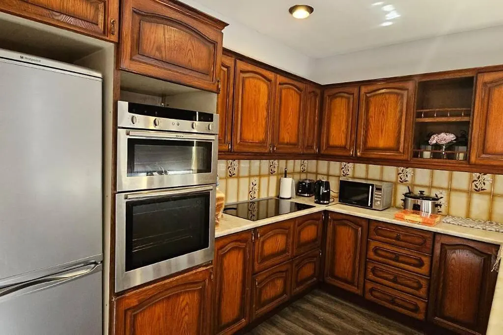 Stylish 2 Bed Room Terrace House Belfast 0*,  Reino Unido